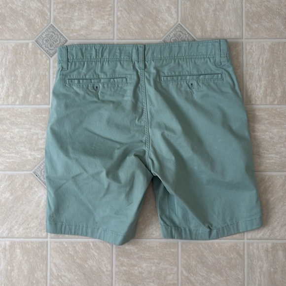 True Craft Shorts - Picture 2 of 2